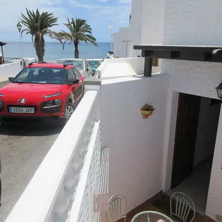 La Barquita By The Beach Apartament *